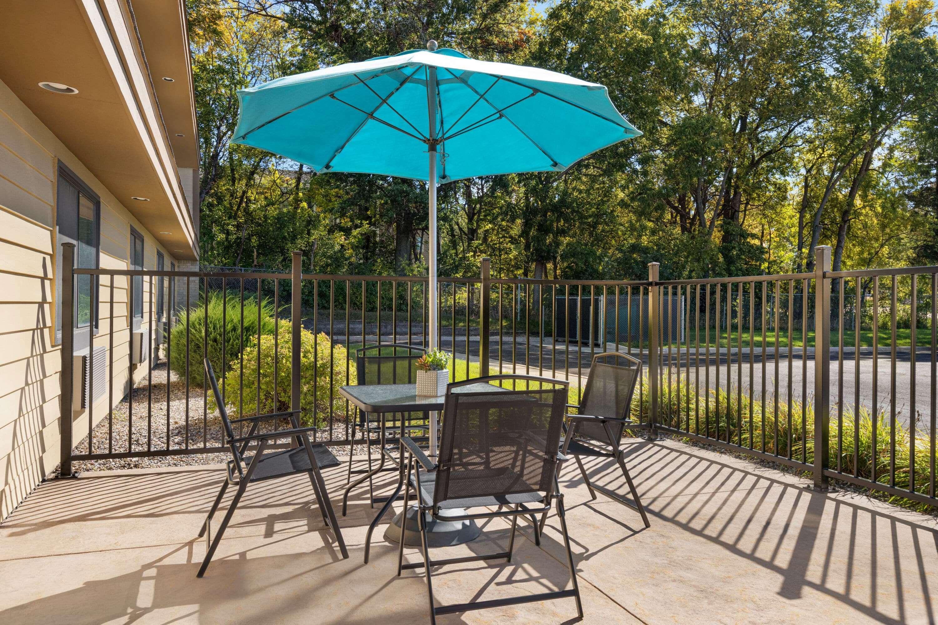 Baymont By Wyndham Owatonna Hotel Exterior photo